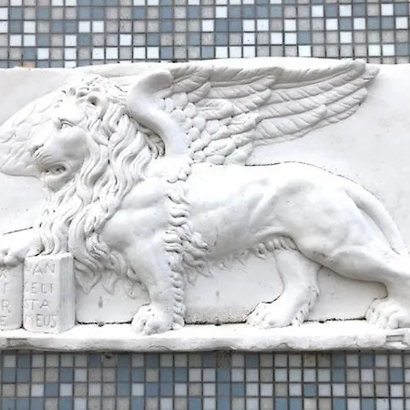 Antica Casa Del Leone